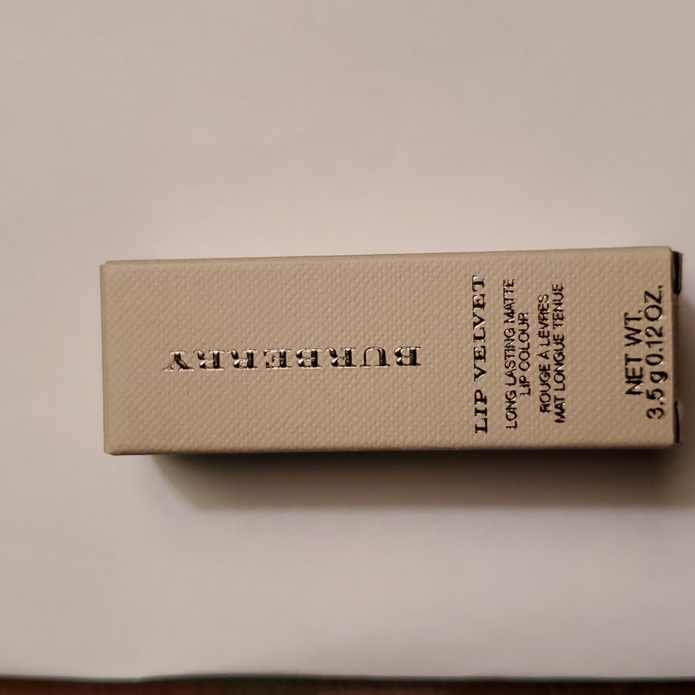 Burberry lipstick NWT